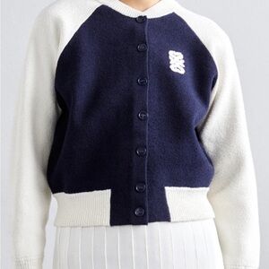 Women's Black and White Sweater